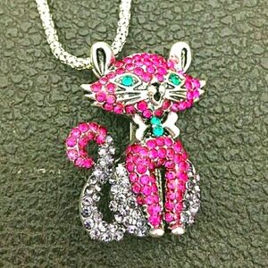 Pink Cat Pendent Necklace that can also be worn as a brooch.